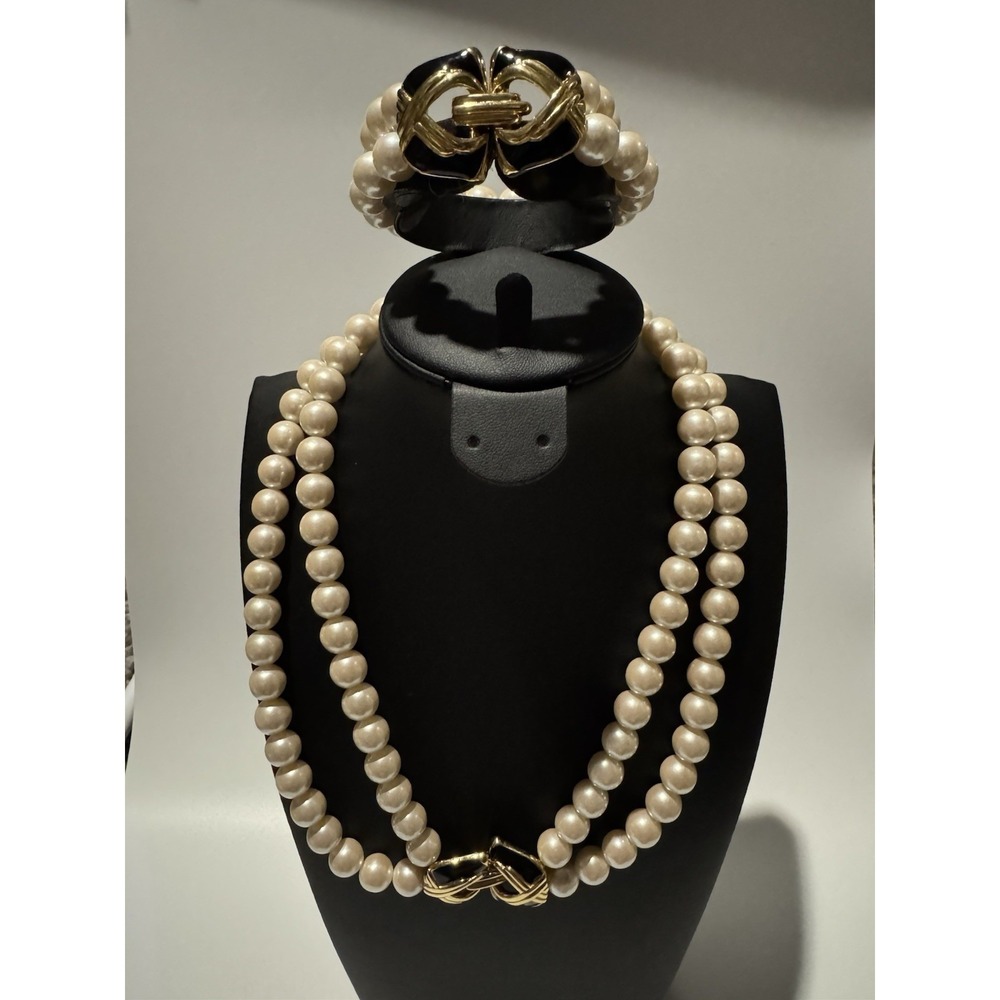 Vintage Trifari Faux Pearl Double Stranded Necklace And Bracelet